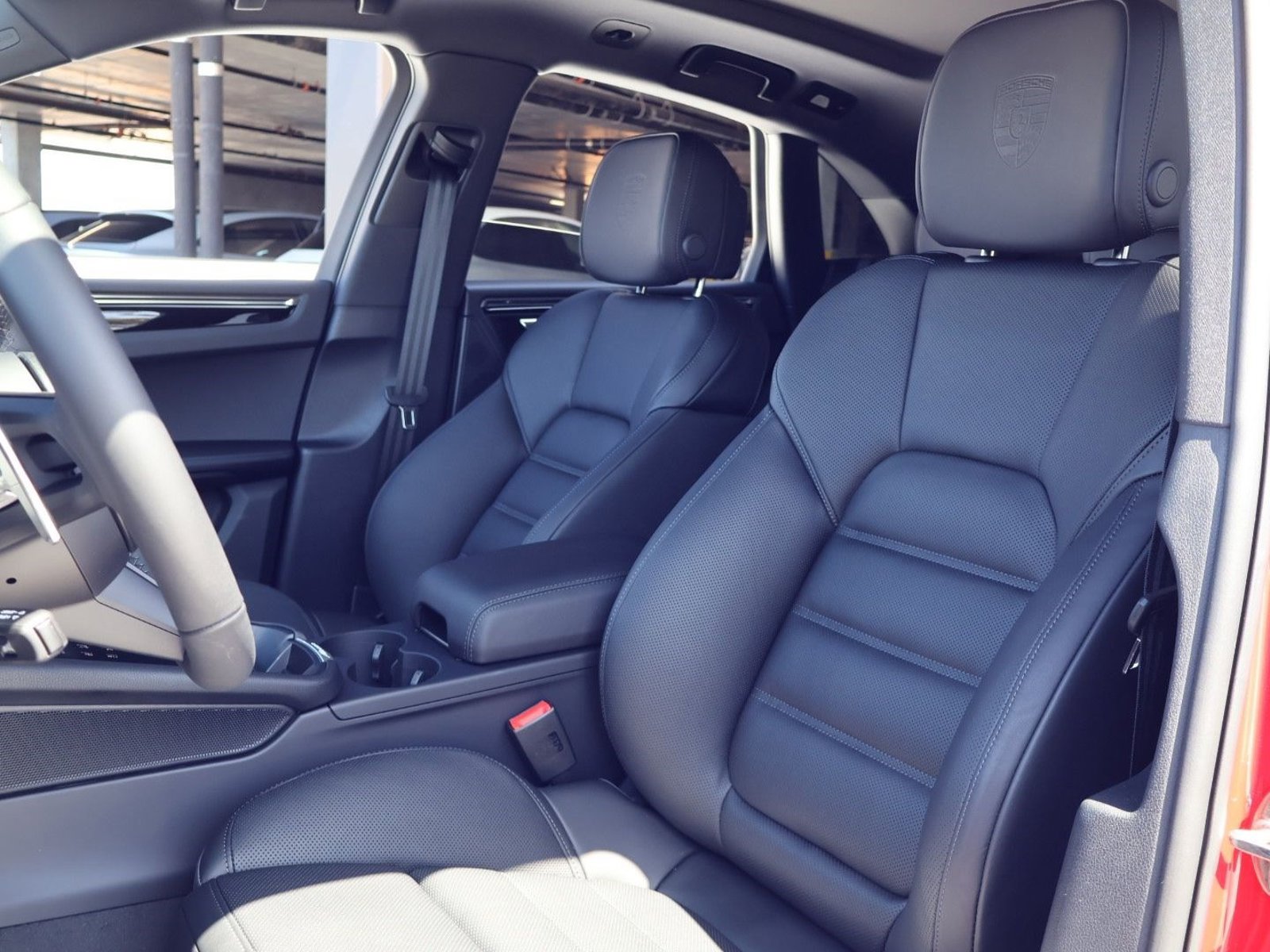 New 2026 Porsche Macan S AWD/4WD image 5