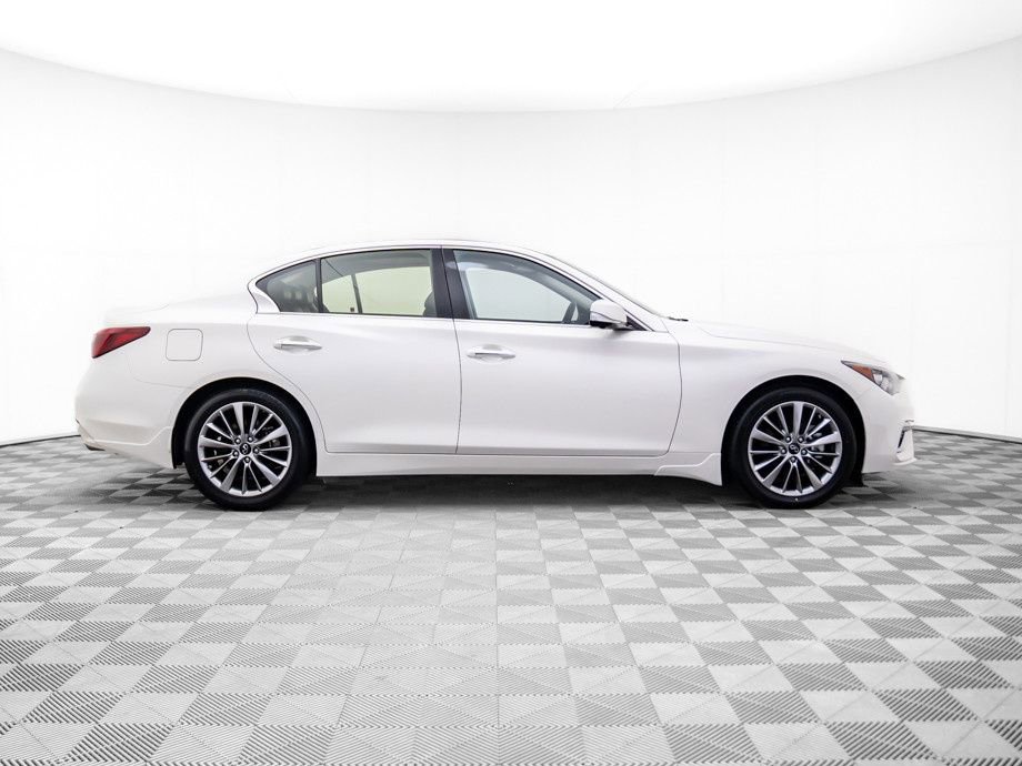 Used 2023 INFINITI Q50 Luxe w/ Cargo Package image 7