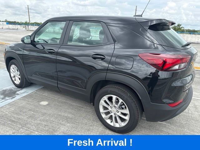 Used 2026 Chevrolet TrailBlazer LS FWD image 14