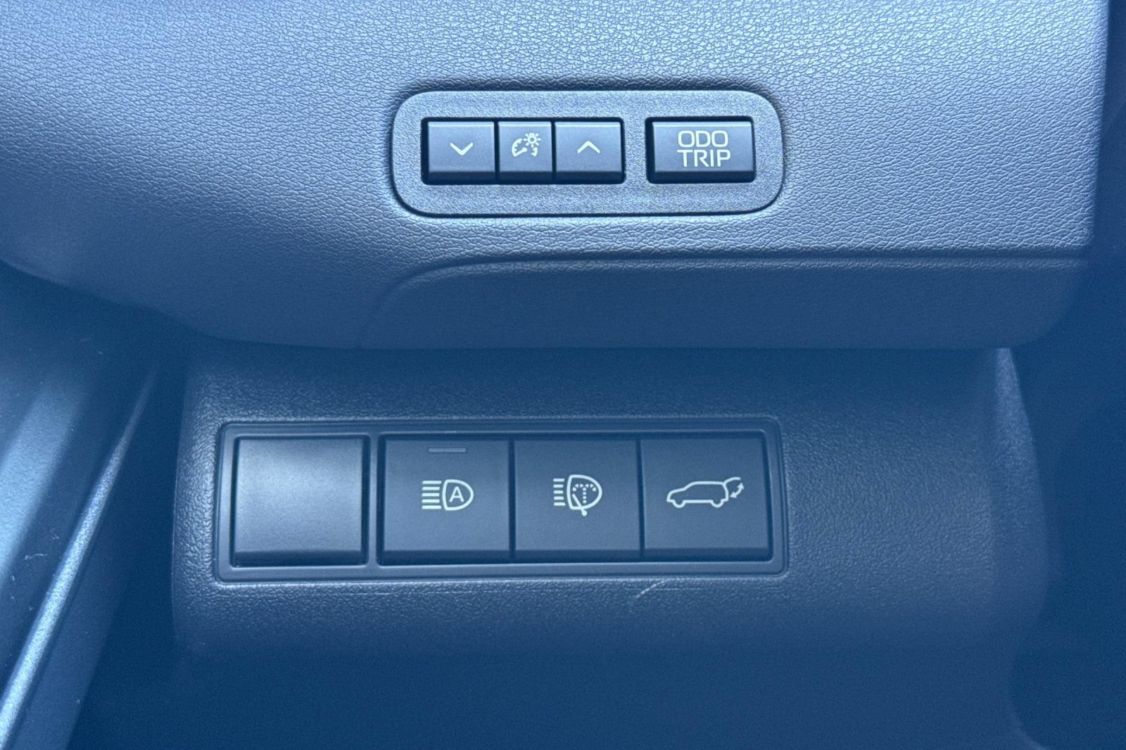 New 2026 Toyota C-HR AWD/4WD image 30