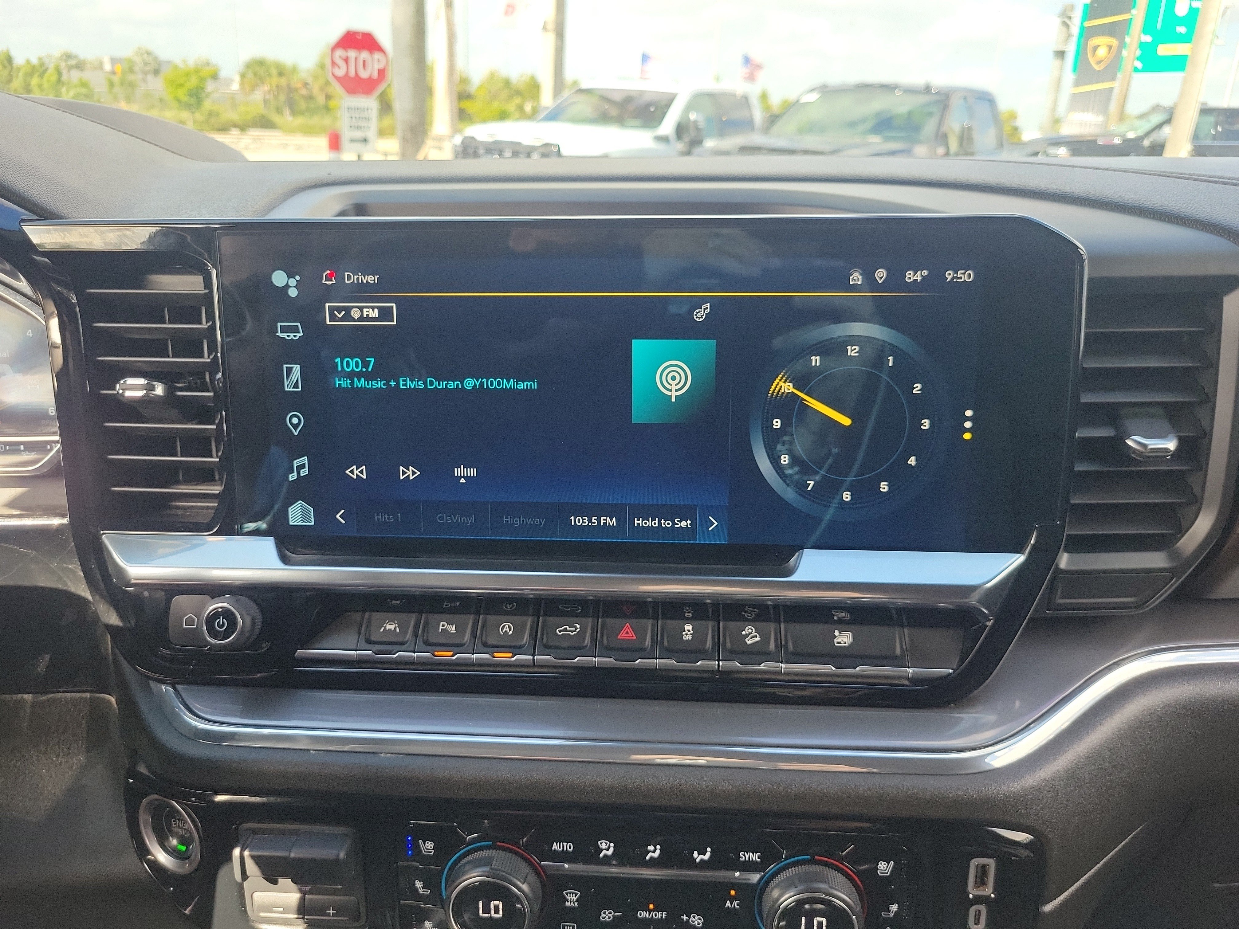 Used 2024 Chevrolet Silverado 1500 High Country w/ Technology Package AWD/4WD image 19
