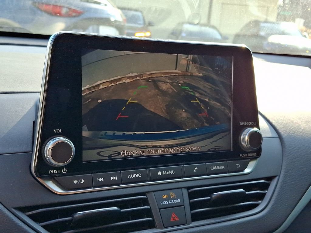 Used 2022 Nissan Altima 2.5 SV image 17