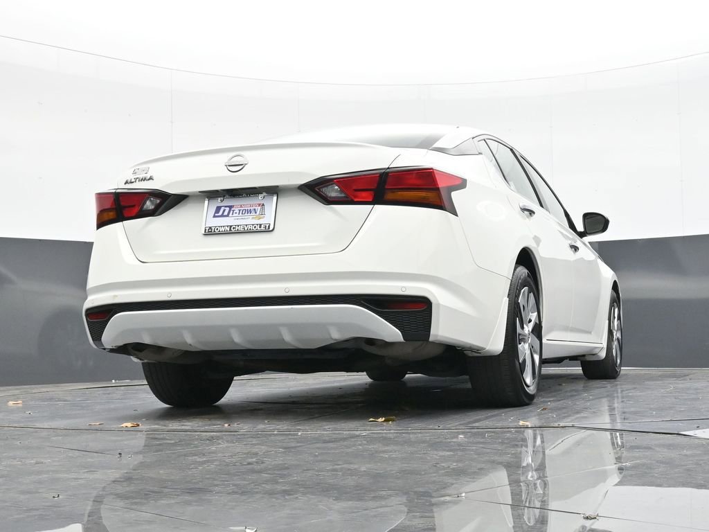 Used 2024 Nissan Altima 2.5 S image 38