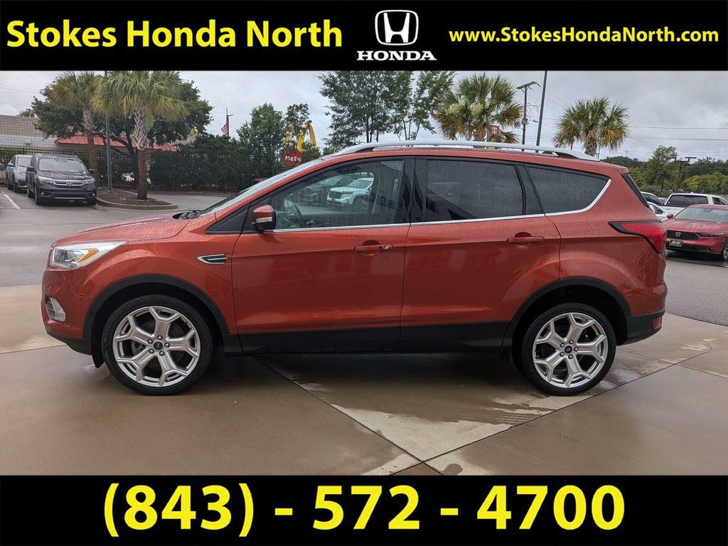 Used 2019 Ford Escape Titanium FWD image 11