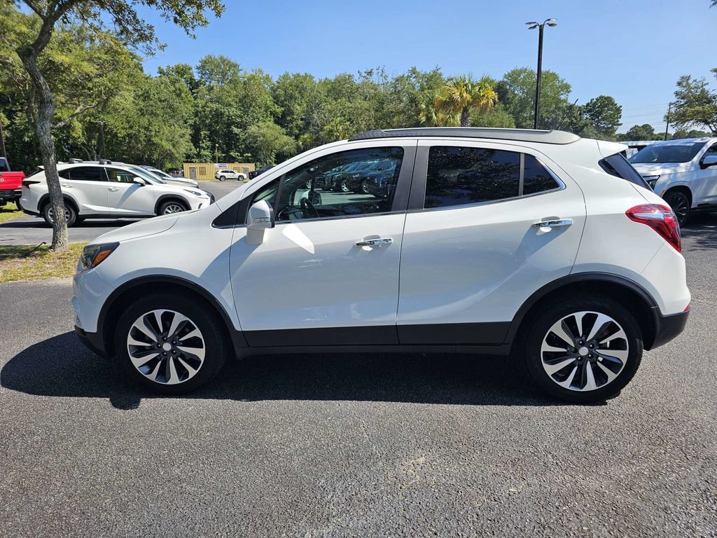Used 2019 Buick Encore Essence w/ Safety Package II AWD/4WD image 7