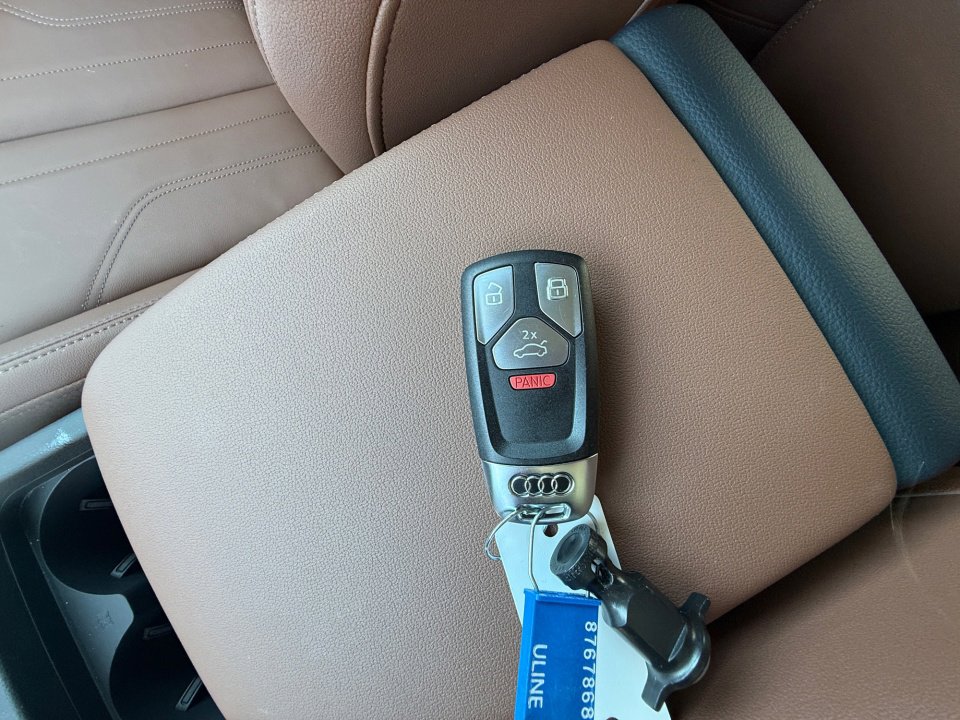 Used 2025 Audi Q5 2.0T Premium Plus w/ Premium Plus Package image 34