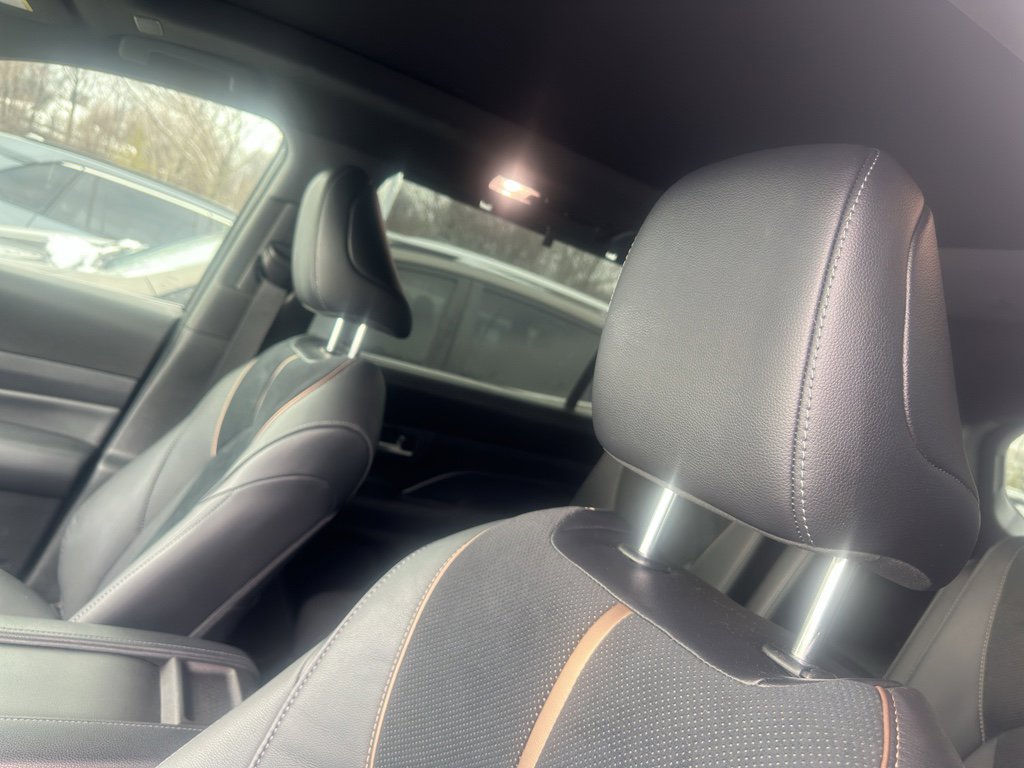 Used 2025 Toyota Grand Highlander AWD Hybrid image 15