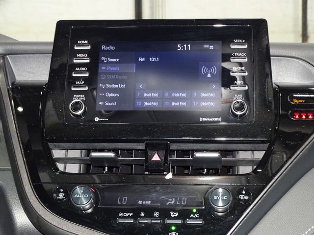 Used 2023 Toyota Camry SE image 29