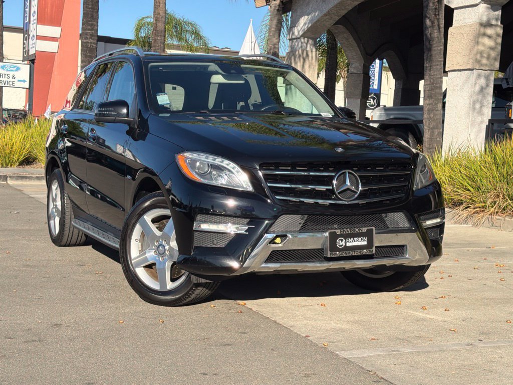 Used 2012 Mercedes-Benz ML 550 4MATIC image 3