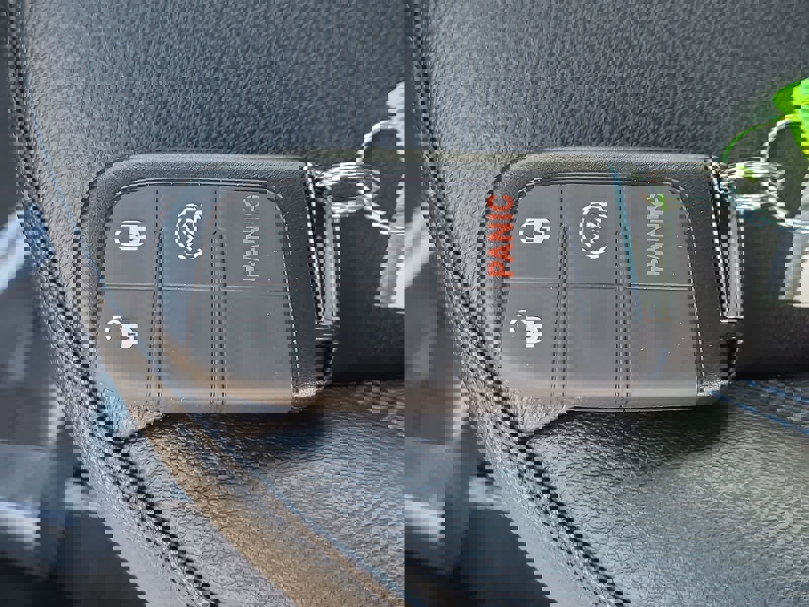 New 2026 Jeep Compass Latitude image 28