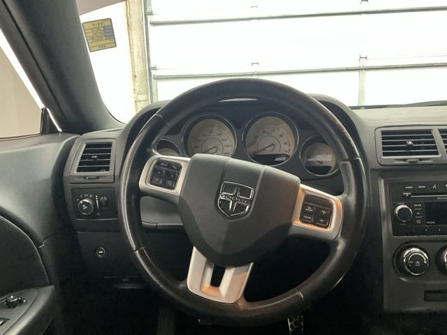 Used 2012 Dodge Challenger R/T image 7