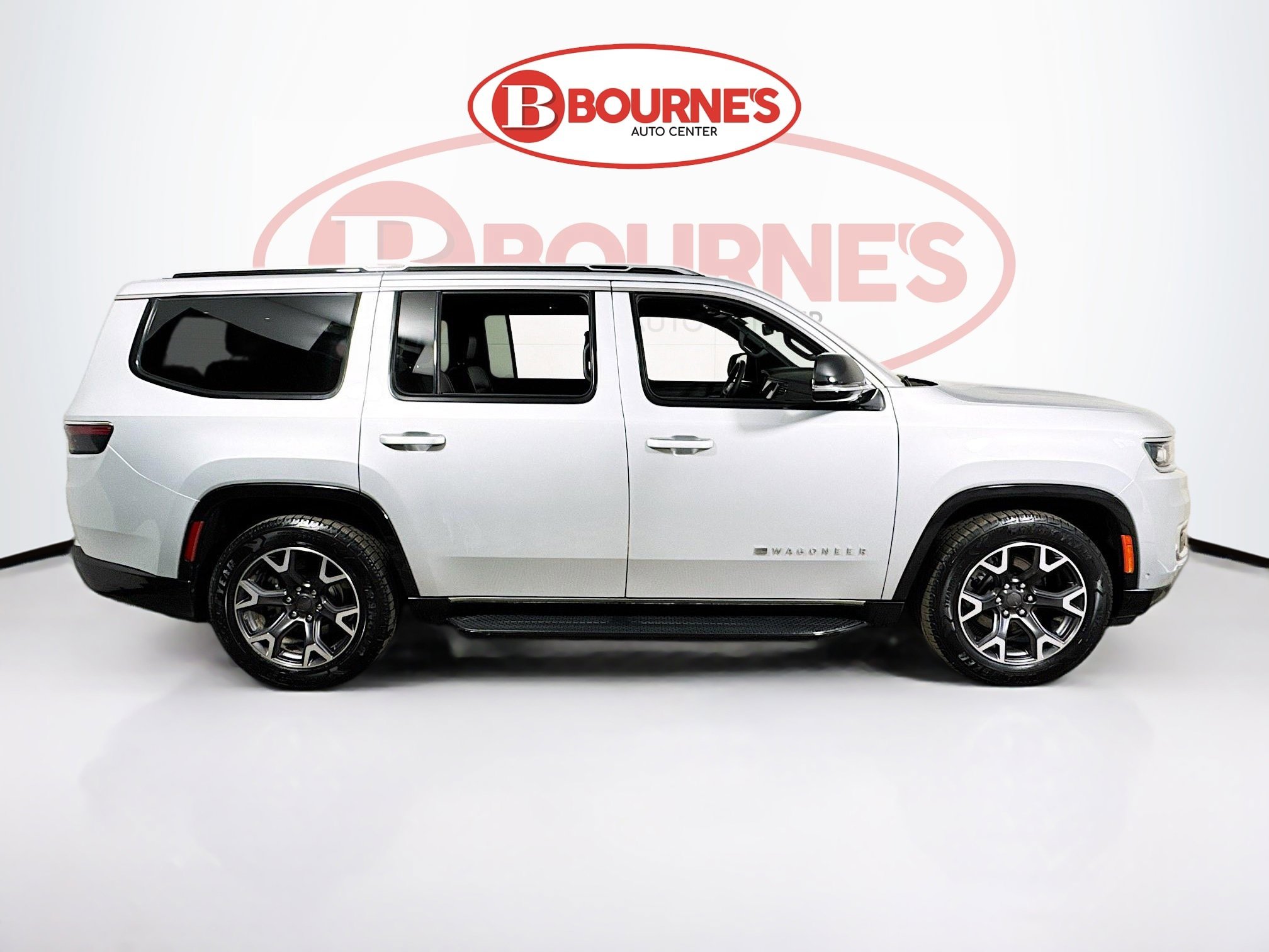Used 2024 Jeep Wagoneer Series III AWD/4WD image 11