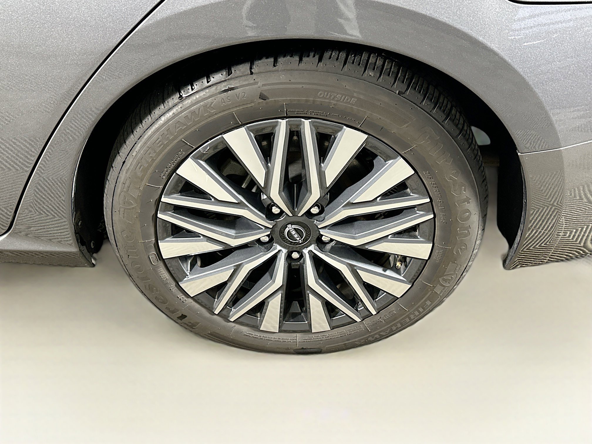 Used 2024 Nissan Altima 2.5 SV image 11