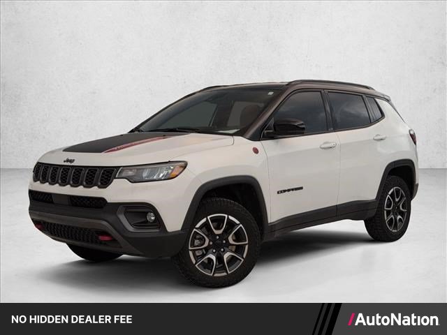Used 2024 Jeep Compass Trailhawk AWD/4WD image 1