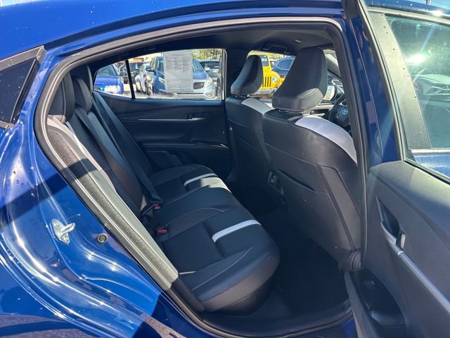 Used 2025 Toyota Camry SE FWD image 11