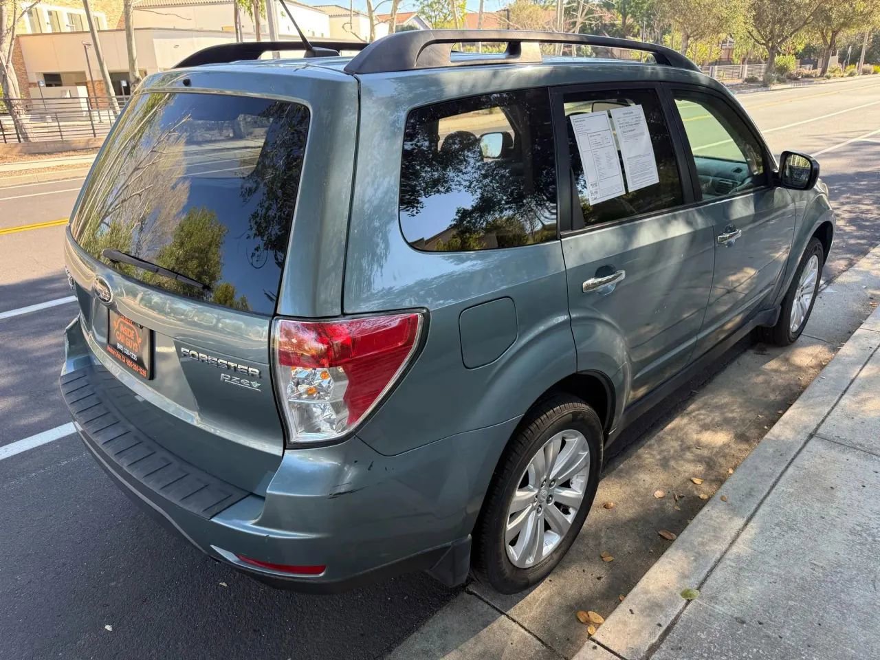 Used 2012 Subaru Forester 2.5X Premium w/ Popular Pkg 3 image 5