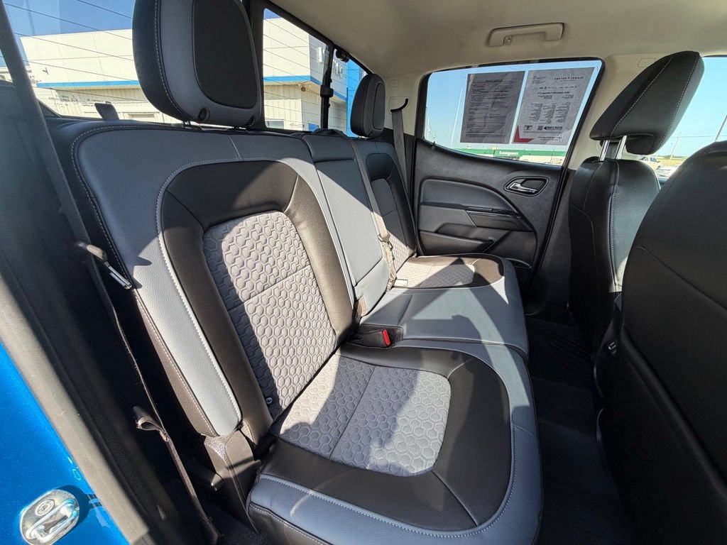 Used 2021 Chevrolet Colorado Z71 AWD/4WD image 28