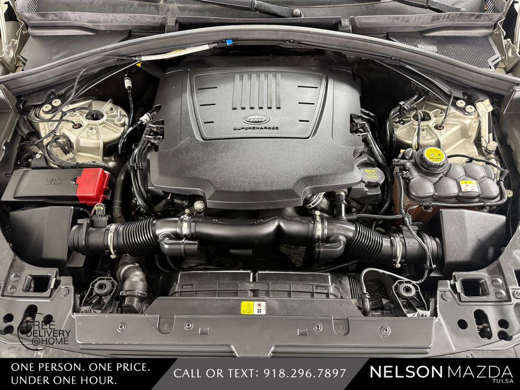 Used 2018 Land Rover Range Rover Velar R-Dynamic SE AWD/4WD image 50