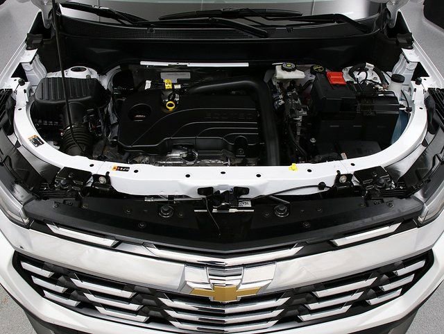 Certified 2025 Chevrolet Equinox LT w/ Safety and Technology Package image 32
