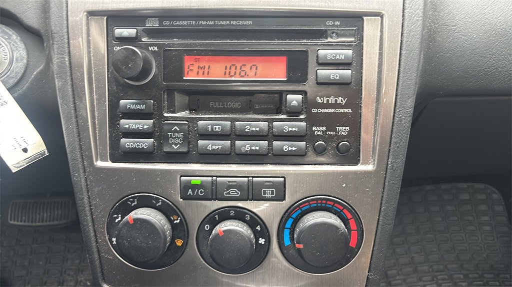 Used 2004 Hyundai Tiburon GT image 22