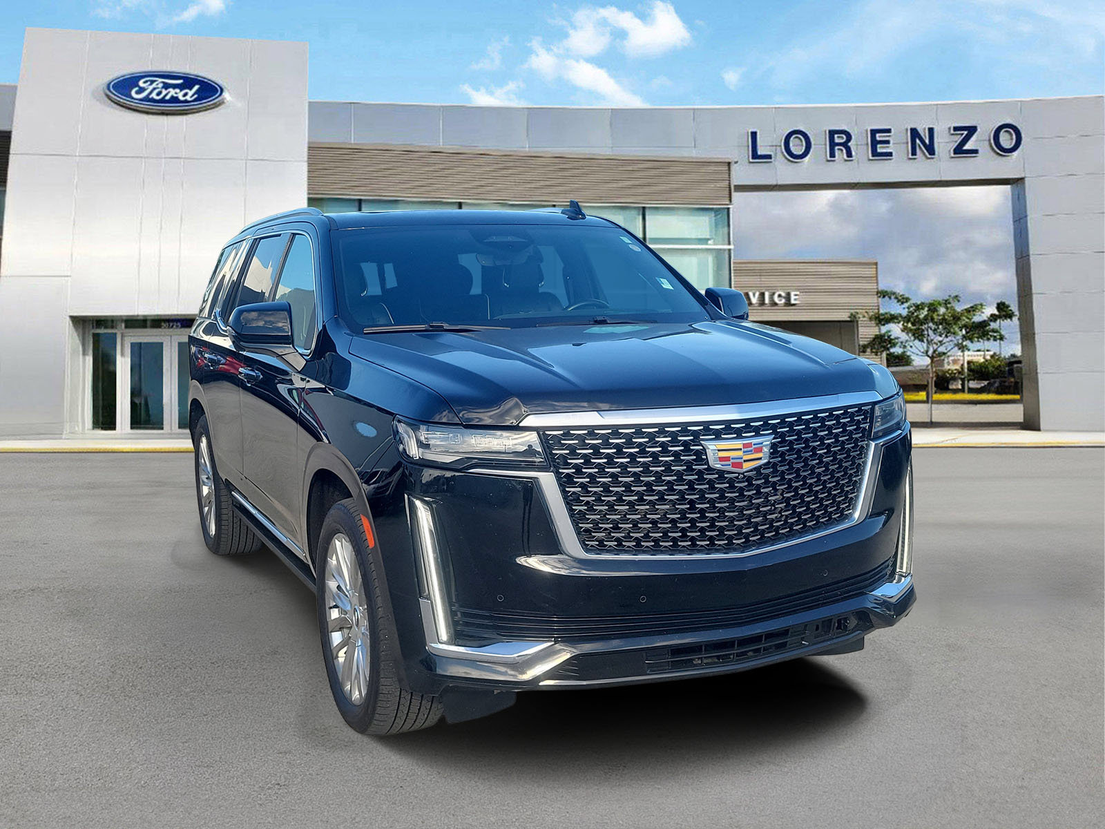 Used 2022 Cadillac Escalade Premium Luxury w/ Performance Package AWD/4WD image 3