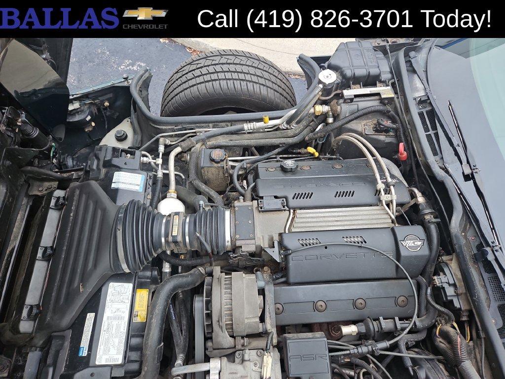 Used 1996 Chevrolet Corvette Coupe RWD image 8