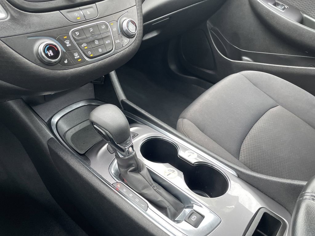 Used 2023 Chevrolet Malibu LT image 20