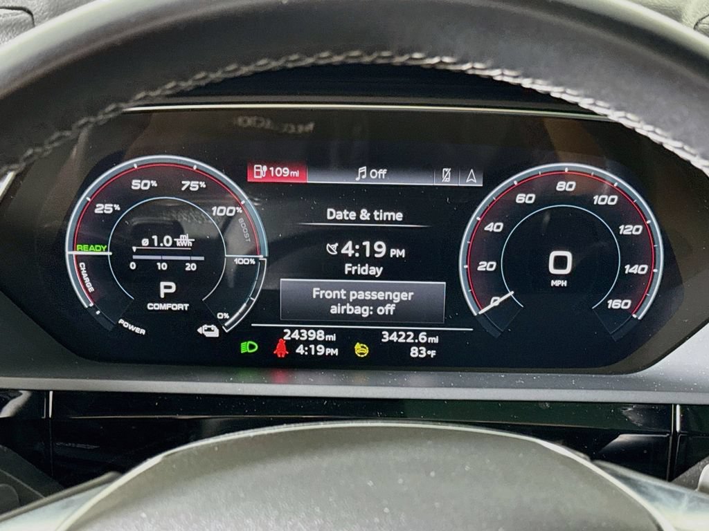 Used 2024 Audi Q8 e-tron Premium Plus w/ Premium Plus Package AWD/4WD image 11