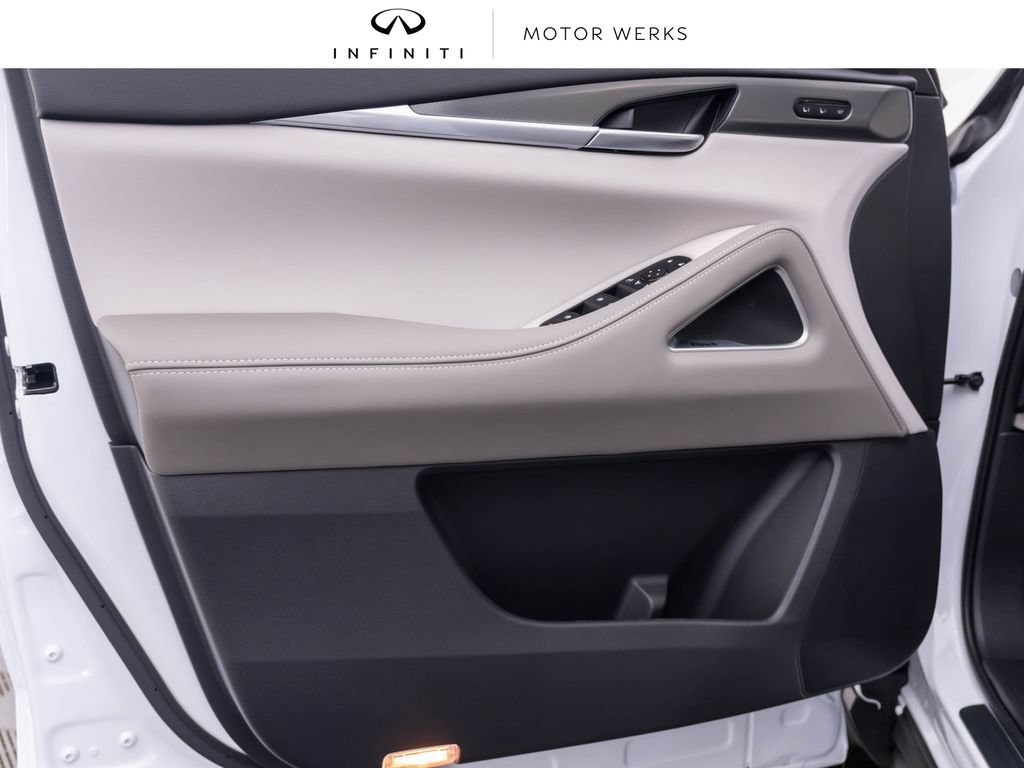 New 2027 INFINITI QX60 Luxe w/ Cargo Package AWD/4WD image 12
