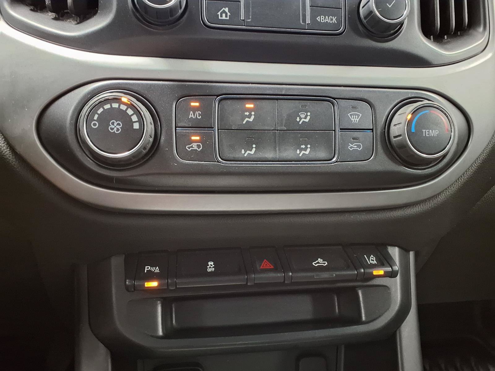 Used 2022 Chevrolet Colorado LT w/ Fleet Safety Package RWD image 21