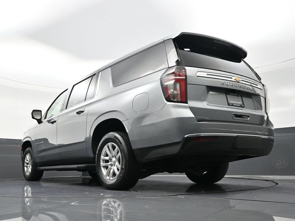 Used 2023 Chevrolet Suburban LS image 26