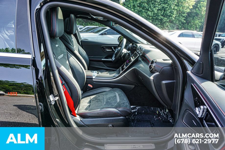 Used 2025 Mercedes-Benz C 43 AMG 4MATIC Sedan image 23