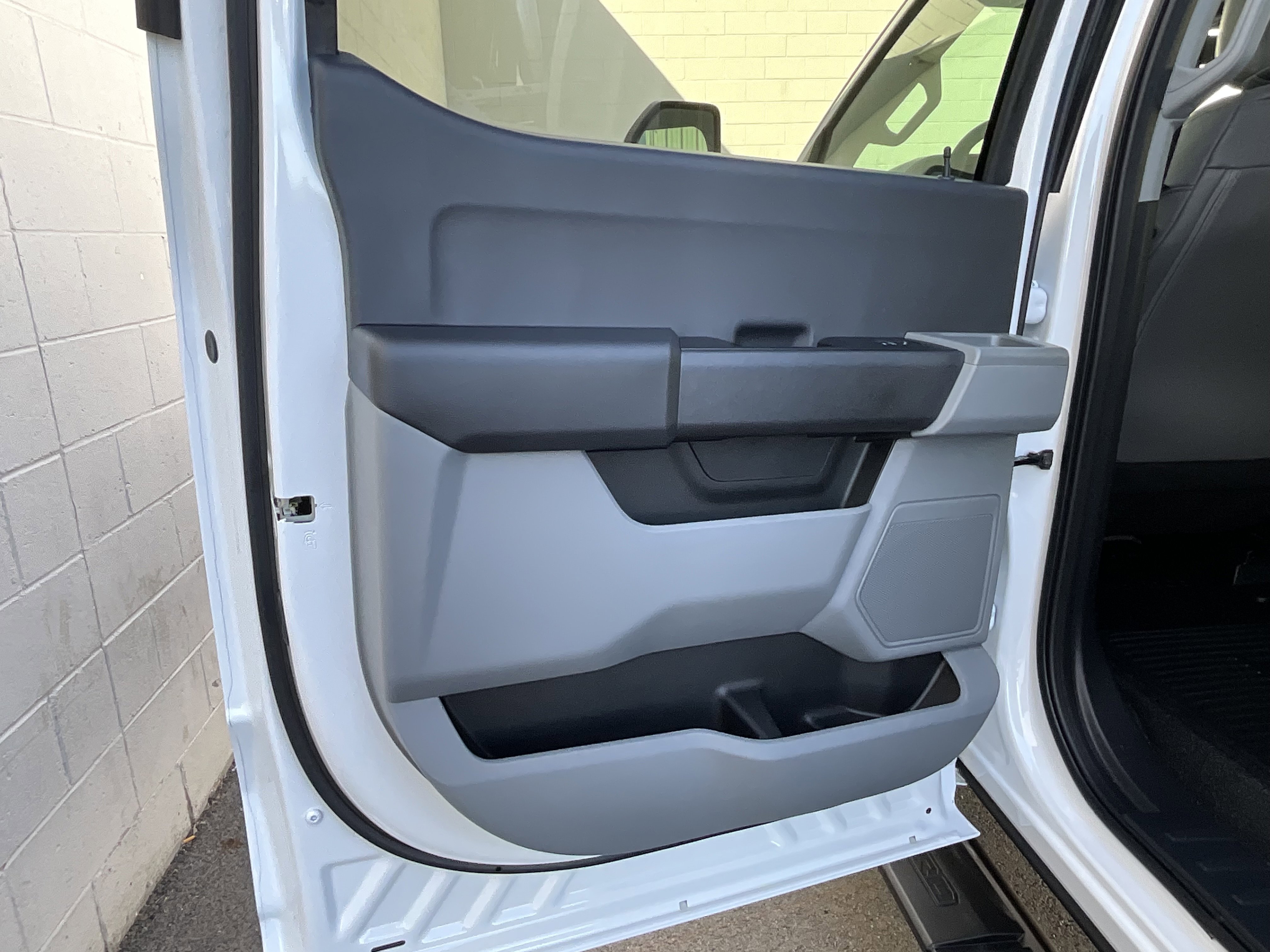 New 2026 Ford F550 4x4 Crew Cab image 23