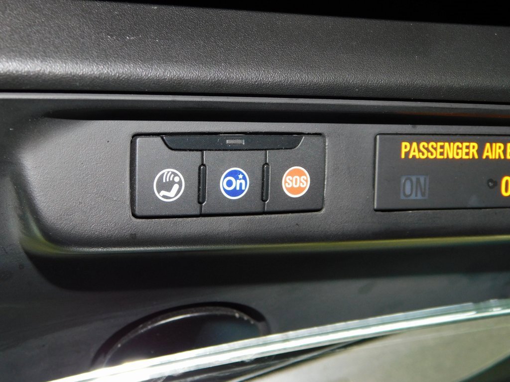 Used 2019 Chevrolet Camaro LT w/ Technology Package image 36