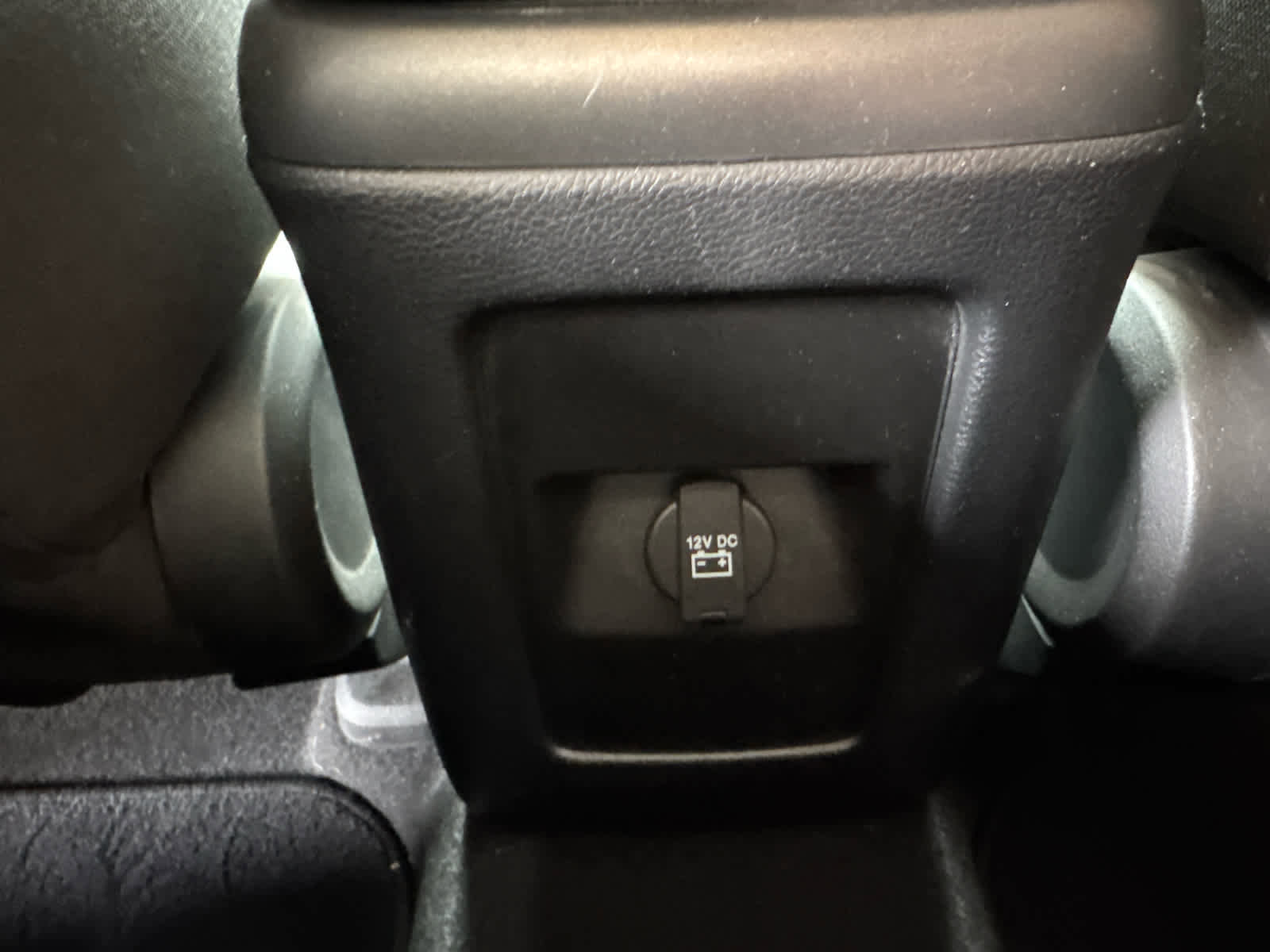 Used 2019 Dodge Journey SE image 31