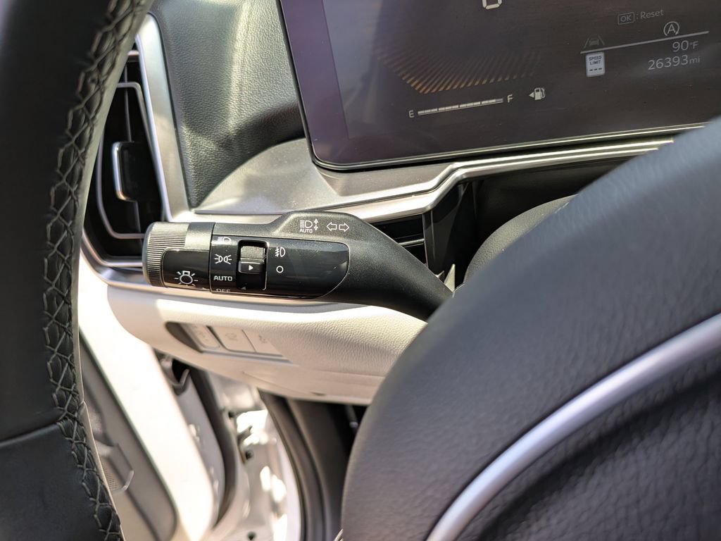 Certified 2024 Kia Sorento EX w/ Panoramic Sunroof Package FWD image 34