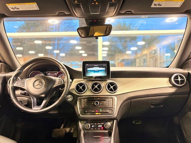 Used 2015 Mercedes-Benz CLA 250 4MATIC image 34