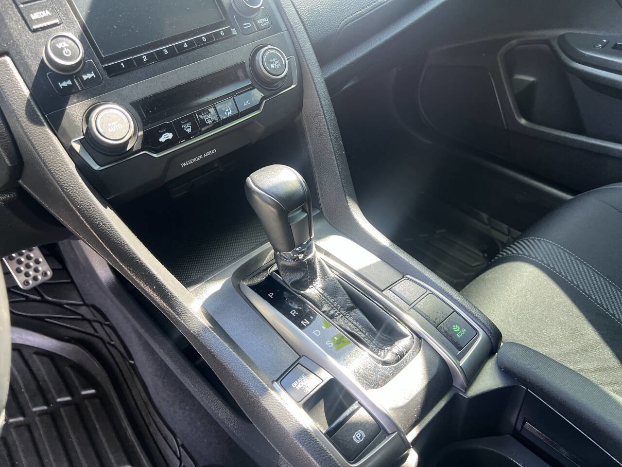 Used 2018 Honda Civic Sport image 35