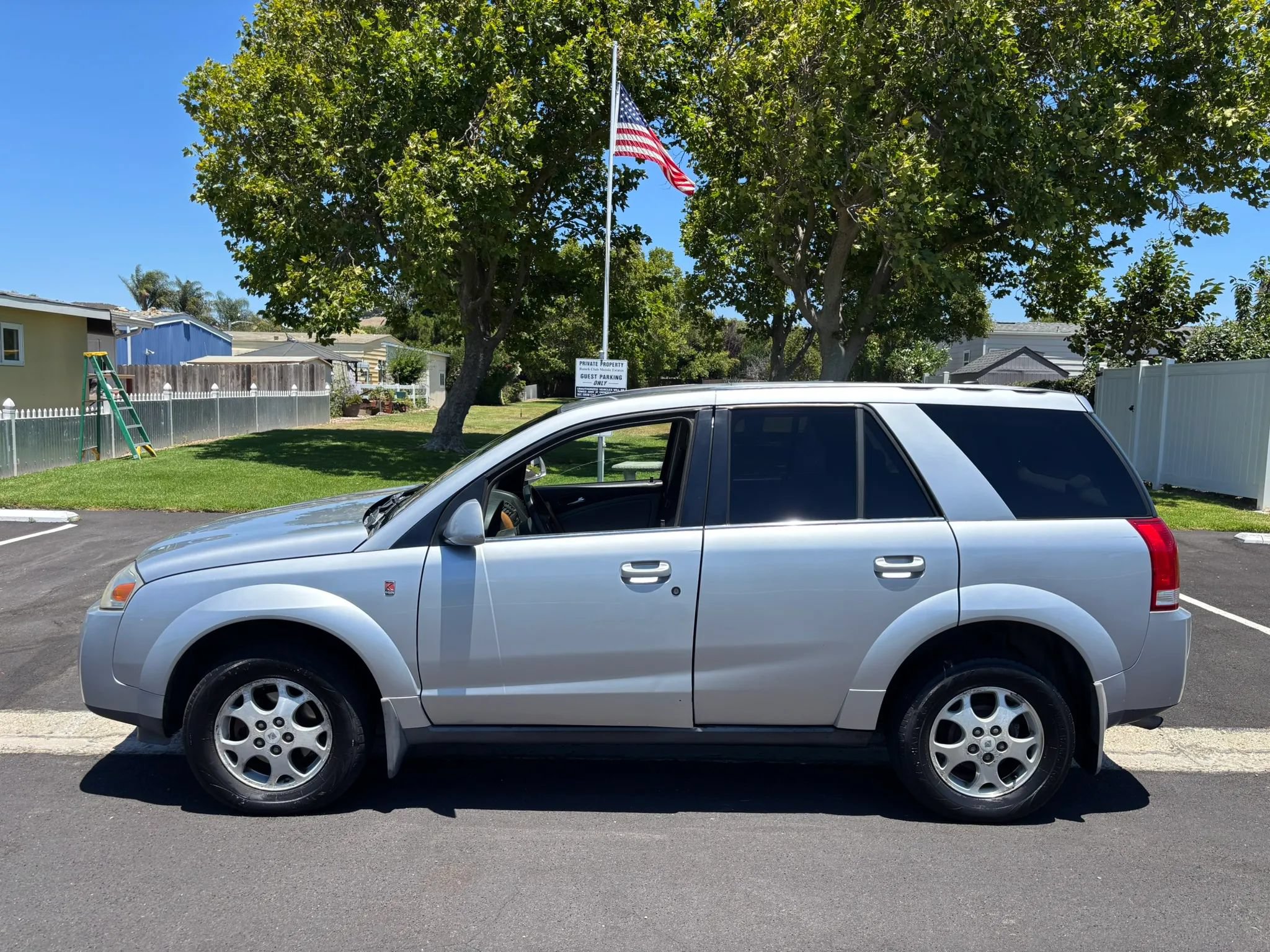 Used 2006 Saturn Vue 2WD V6 w/ Comfort Pkg