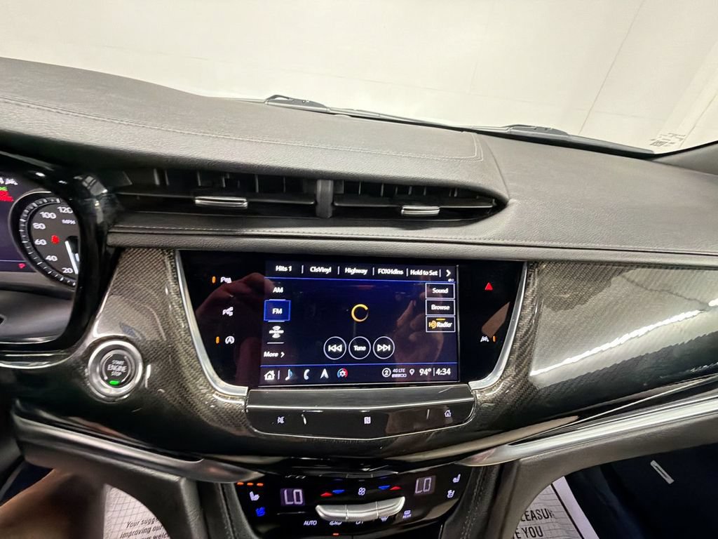 Used 2021 Cadillac XT6 Sport AWD/4WD image 13