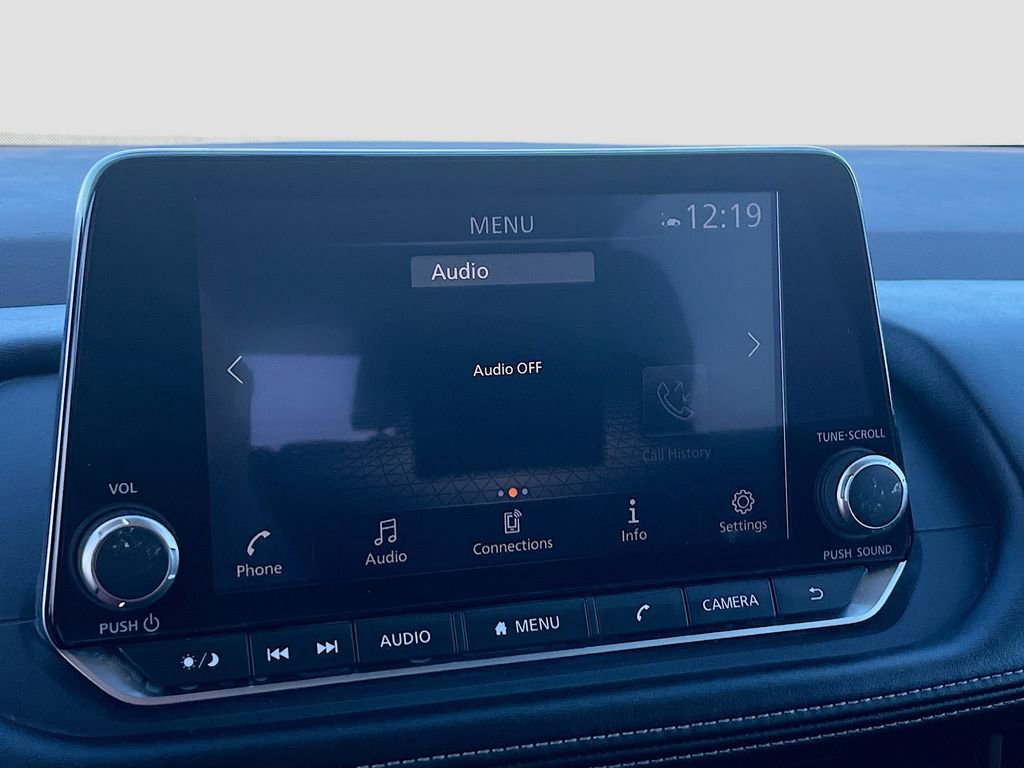 Used 2023 Nissan Rogue SV image 14