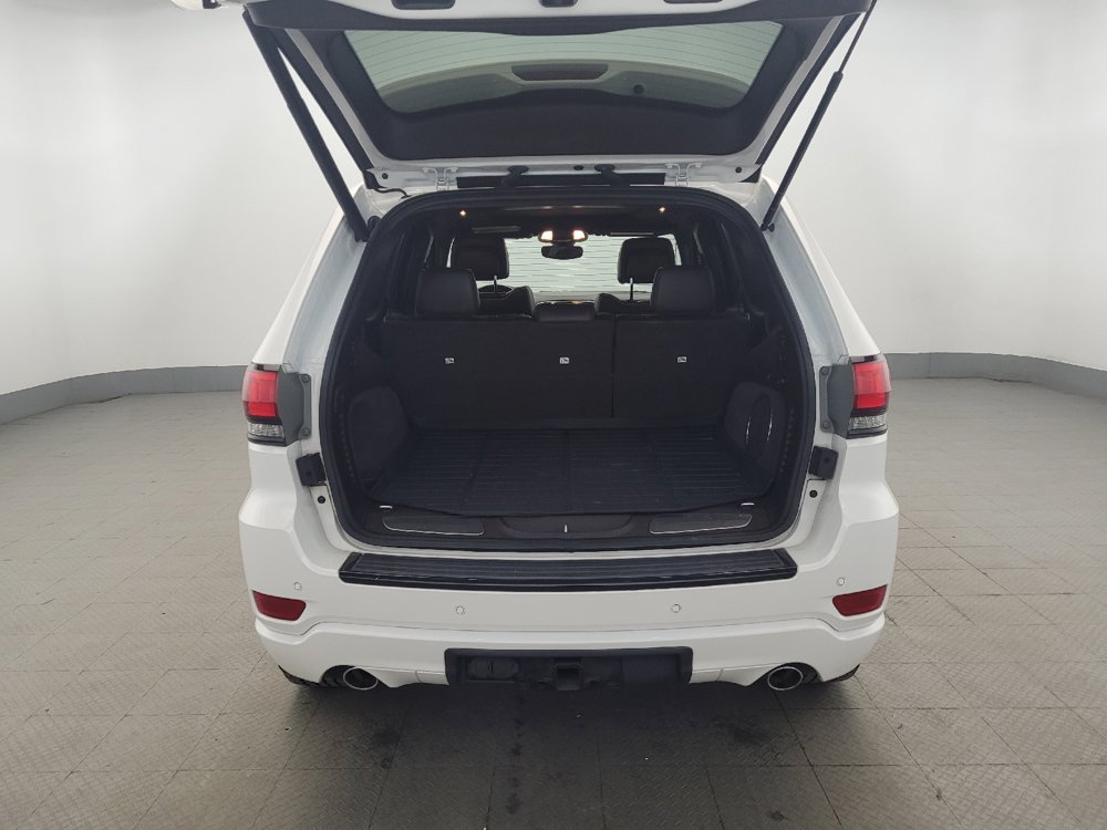Used 2019 Jeep Grand Cherokee Overland AWD/4WD image 29