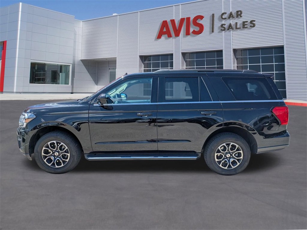 Used 2023 Ford Expedition XLT image 6