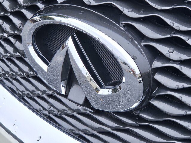 Used 2020 INFINITI QX60 Luxe w/ Essential Package FWD image 36