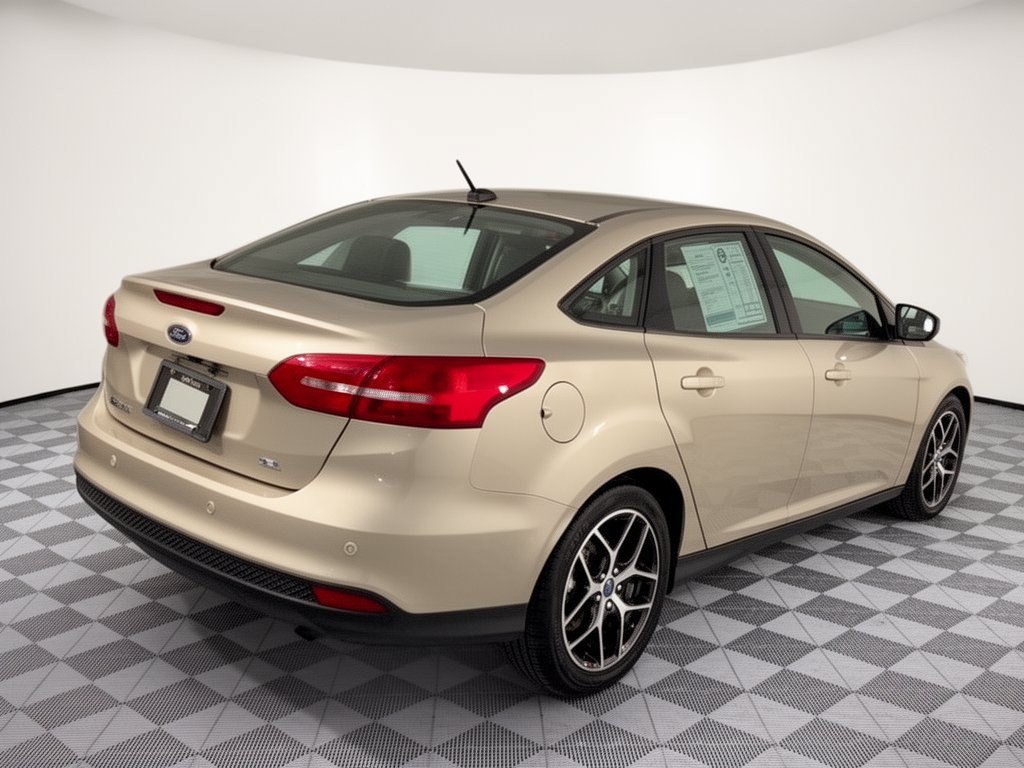 Used 2018 Ford Focus SEL FWD image 9