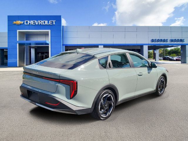 Used 2025 Kia K4 EX FWD image 4