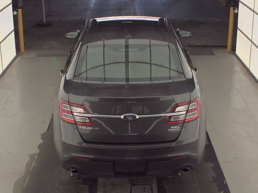 Used 2019 Ford Taurus SEL w/ Equipment Group 201A image 6