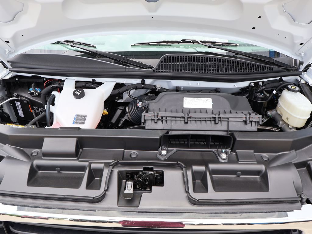 New 2026 GMC Savana 2500 w/ Enhanced Convenience Package RWD image 30