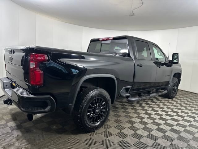 Used 2022 Chevrolet Silverado 2500 LTZ w/ LTZ Plus Package image 3