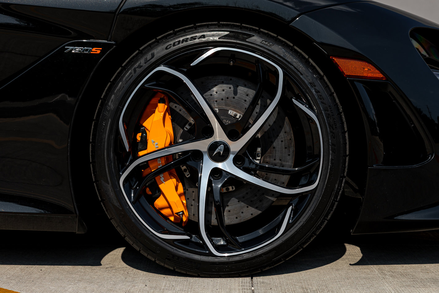 Used 2024 McLaren 750S image 29